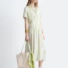 Robe chemise plissée à la taille