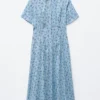 Robe chemise plissée à la taille