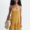 Robe longue à corsage plissé