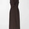 Robe longue à détail torsadé