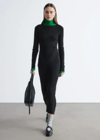 Robe longue en maille côtelée