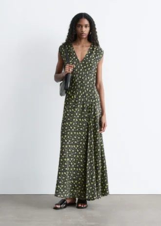 Robe longue en soie à col en V