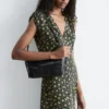 Robe longue en soie à col en V