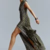 Robe longue en soie à col en V