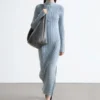 Robe longue à fermeture éclair et à côtes