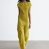 Robe longue smockée