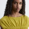 Robe longue smockée