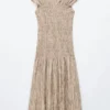 Robe longue smockée