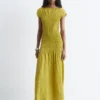 Robe longue smockée