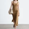 Robe midi coupée en biais