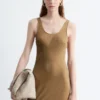 Robe midi coupée en biais