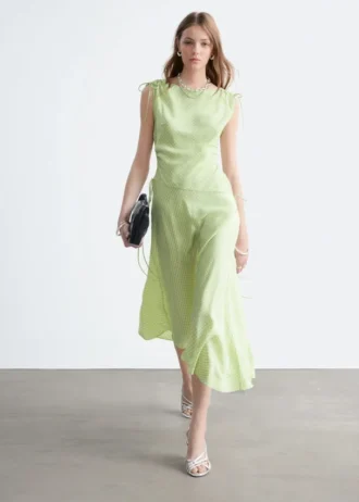 Robe midi drapée asymétrique