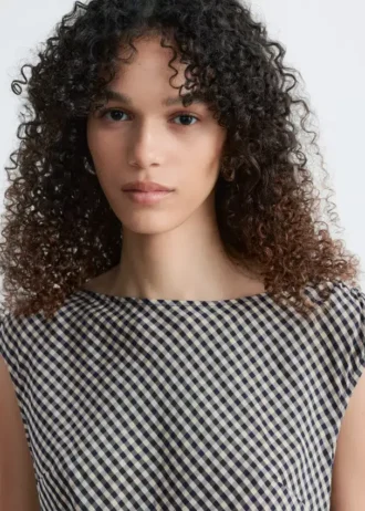 Robe midi drapée asymétrique