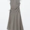 Robe midi drapée asymétrique