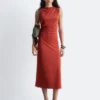 Robe midi drapée sans manches