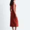 Robe midi drapée sans manches