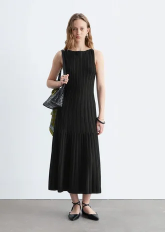 Robe midi en maille côtelée