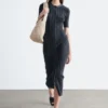 Robe midi en maille côtelée
