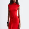Robe midi à encolure croisée