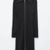 Robe midi à fermeture éclair sur le devant et à côtes