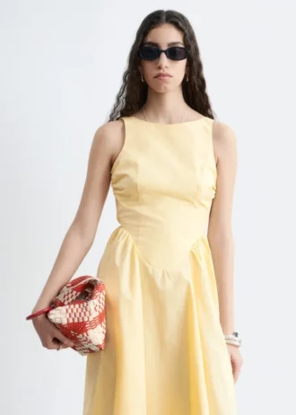 Robe midi à nouer dans le dos