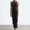 Robe midi sans manches en satin