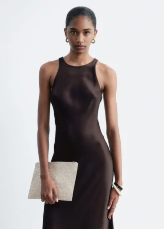 Robe midi sans manches en satin