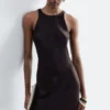 Robe midi sans manches en satin