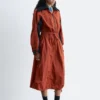Robe midi technique à cordon