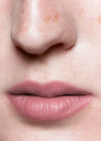 Rouge à lèvres satiné French Taupe