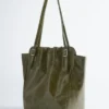Sac fourre-tout en cuir à boucle et sangle