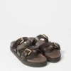Sandales en cuir à lanières croisées