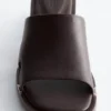 Sandales en cuir à talon bloc