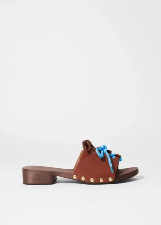 Sandales à lacets