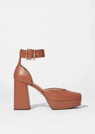 Sandales à talons compensés en cuir