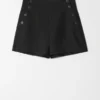 Short marin à boutons