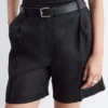 Shorts en lin ajusté