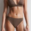 Slip de bikini taille haute