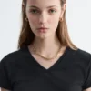 T-shirt en coton à col en V