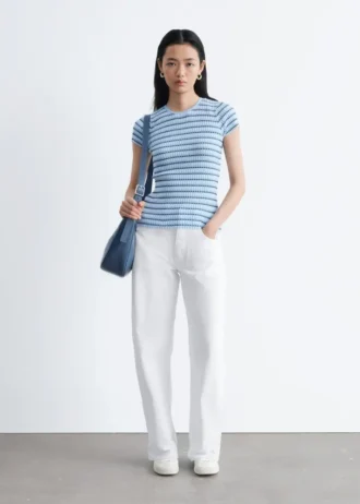 T-shirt en maille côtelée rayée