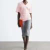 T-shirt froncé à col en V