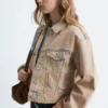 Veste courte en denim surteint