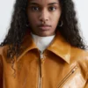 Veste de motard en cuir verni
