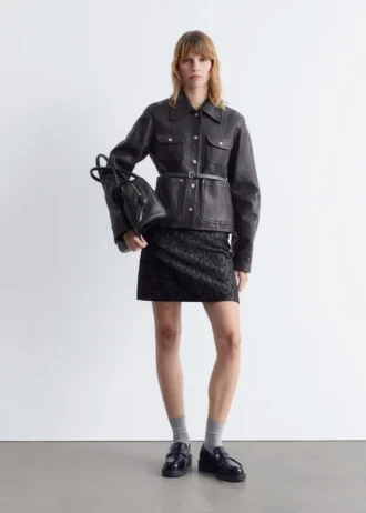 Veste en cuir à poches plaquées