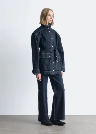 Veste en denim avec ceinture à nouer