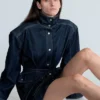 Veste en denim avec ceinture à nouer